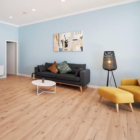 Design Apartment Mit Kostenfreiem Garagen Parkplatz Im Zentrum Бинген ам Рейн Екстериор снимка